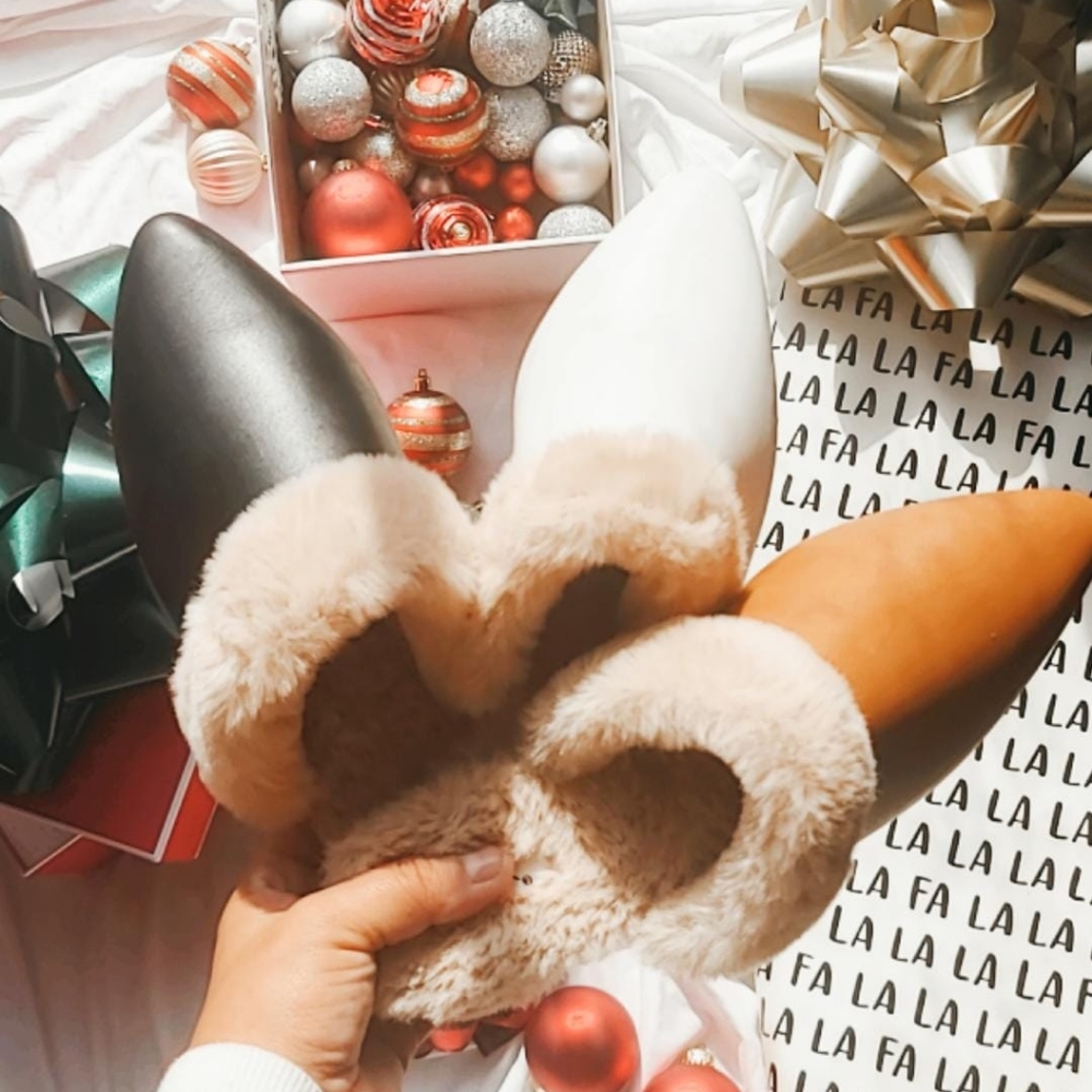 🚨Holiday Collection//TAN FUR FLATS - Picture 6 of 7
